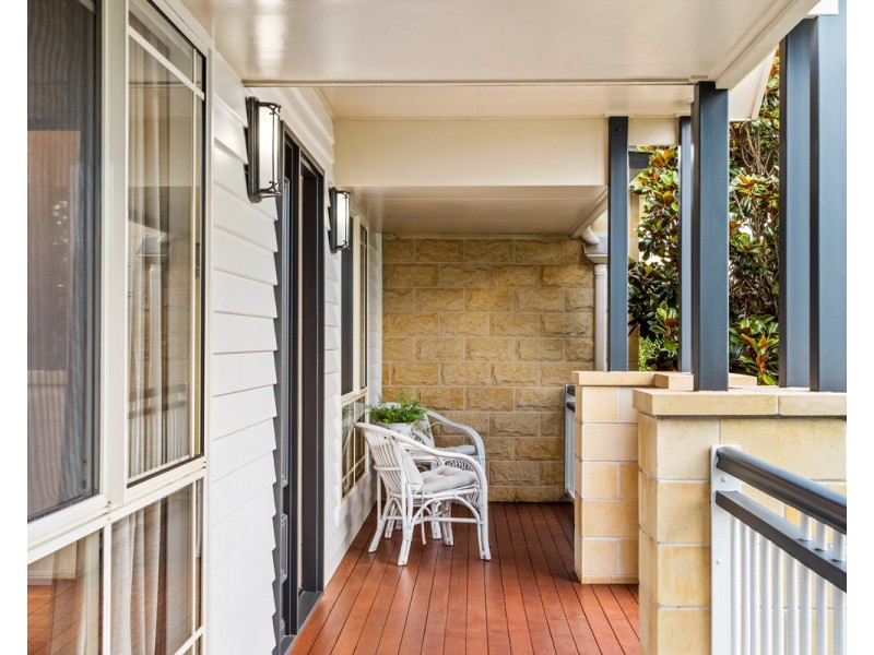94 Spring Street, Middle Ridge QLD 4350