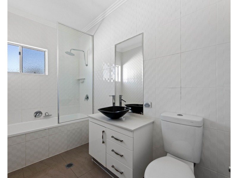 27/21 Andersson Court, Highfields QLD 4352