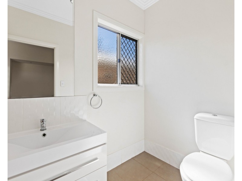 27/21 Andersson Court, Highfields QLD 4352