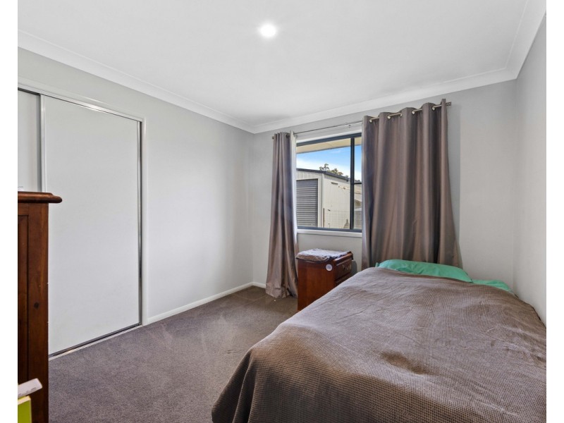 18 Farmer Drive, Meringandan West QLD 4352