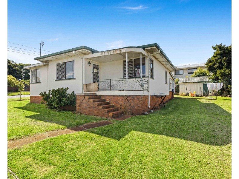 20 Mirle Street, Newtown QLD 4350