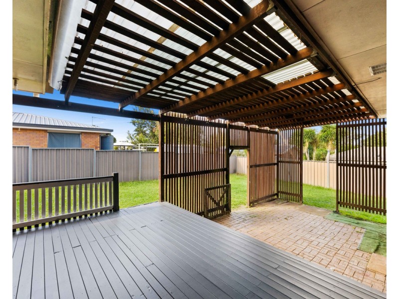 44 Traminer Drive, Wilsonton Heights QLD 4350