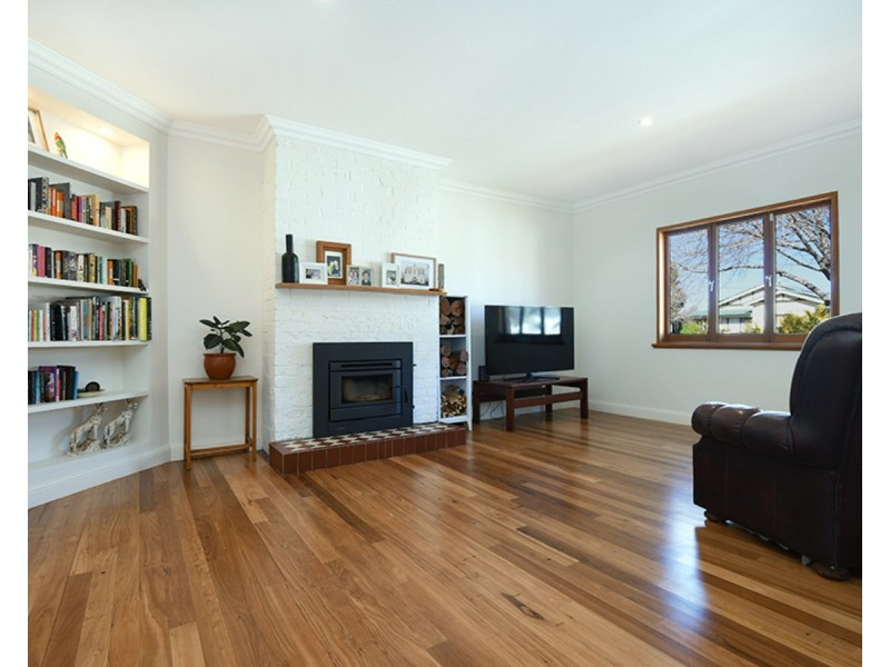 15 Henderson Street, Newtown QLD 4350