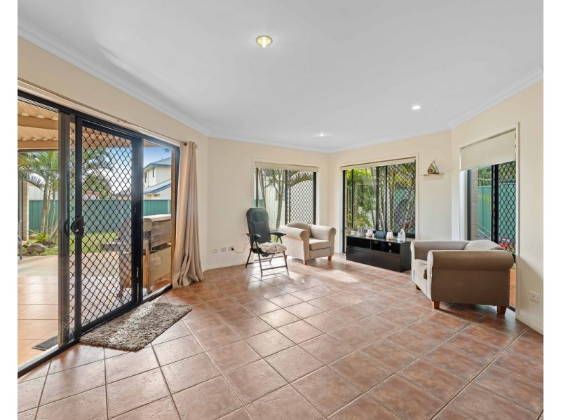 26 Weis Crescent, Middle Ridge QLD 4350