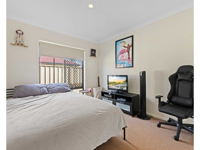 26 Weis Crescent, Middle Ridge QLD 4350