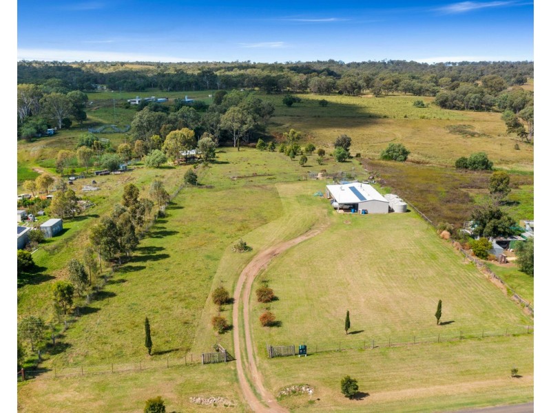 178 Willis Road, Meringandan West QLD 4352