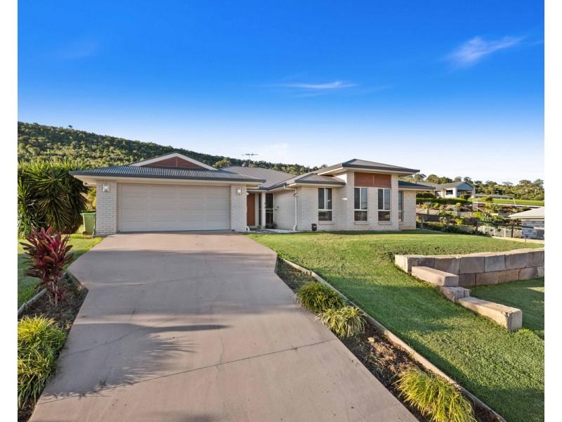 11 Panorama Crescent, Gowrie Junction QLD 4352