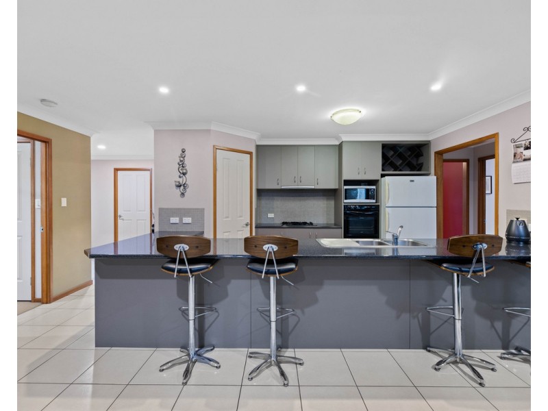 39 McClymont Drive, Rangeville QLD 4350