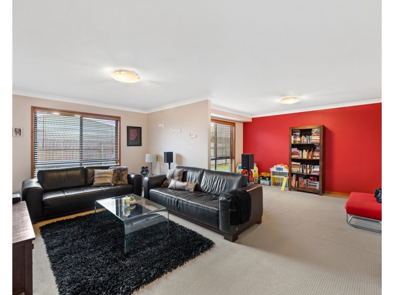 39 McClymont Drive, Rangeville QLD 4350