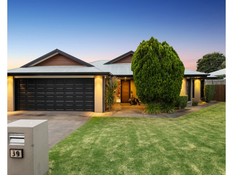 39 McClymont Drive, Rangeville QLD 4350