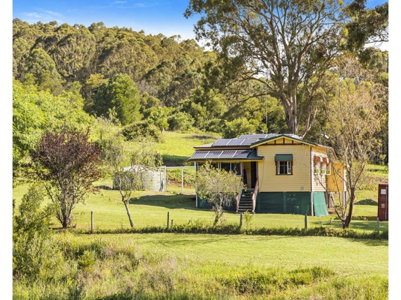 163 Ravensbourne Dip Road, Ravensbourne QLD 4352