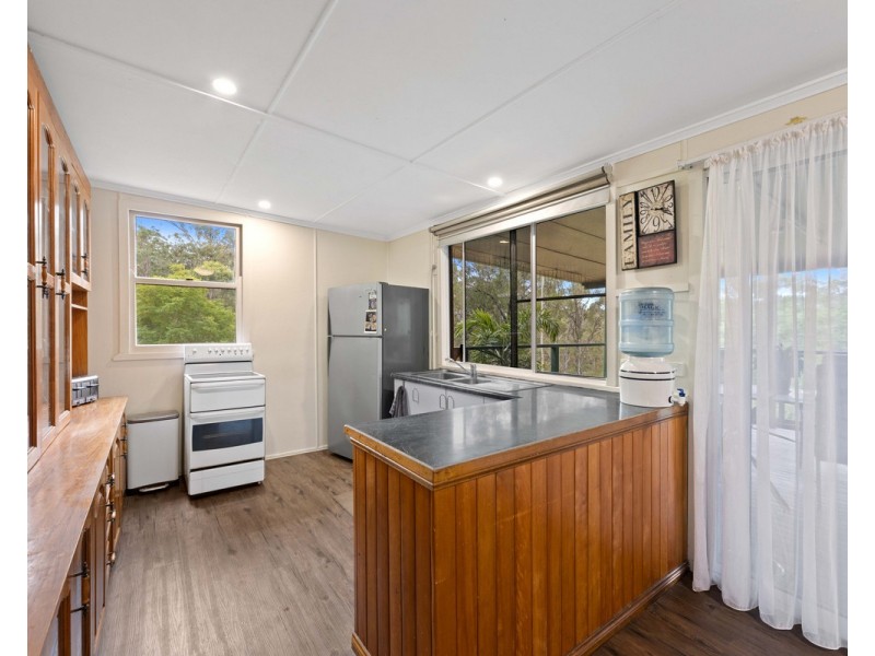 4 Toowoomba Highway, Redwood QLD 4350