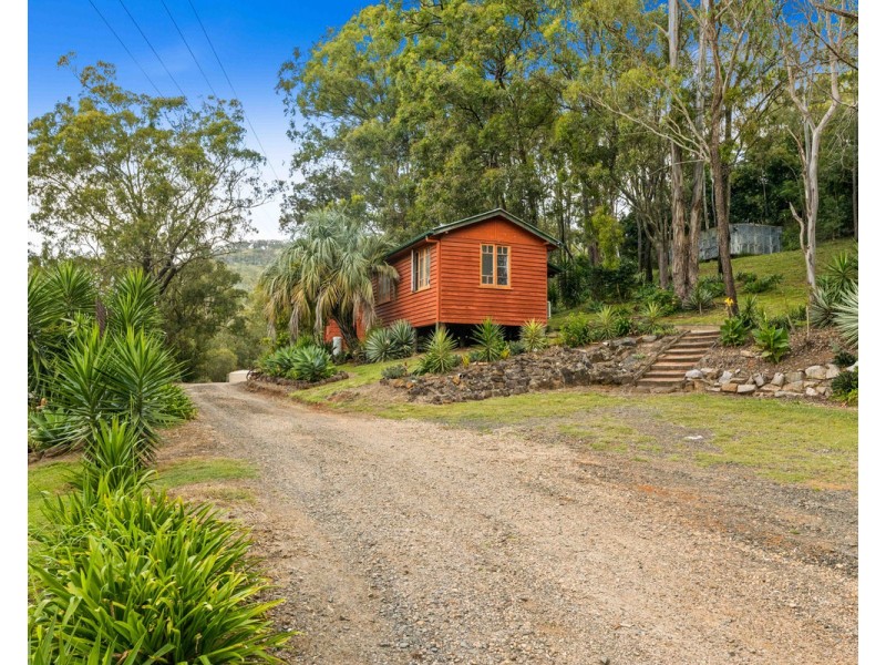 4 Toowoomba Highway, Redwood QLD 4350