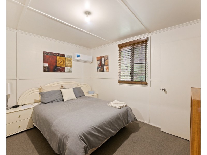 4 Toowoomba Highway, Redwood QLD 4350