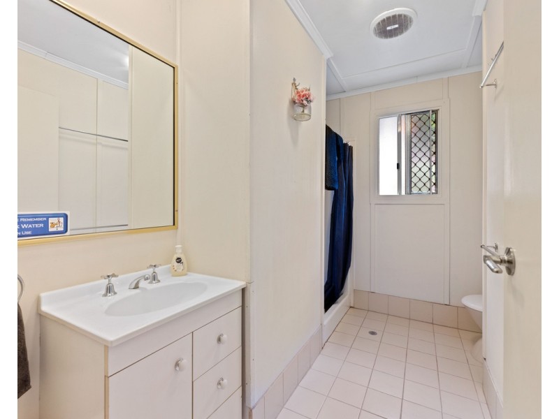 4 Toowoomba Highway, Redwood QLD 4350