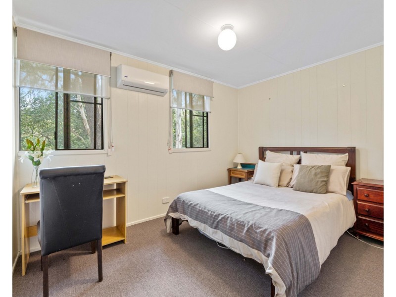 4 Toowoomba Highway, Redwood QLD 4350