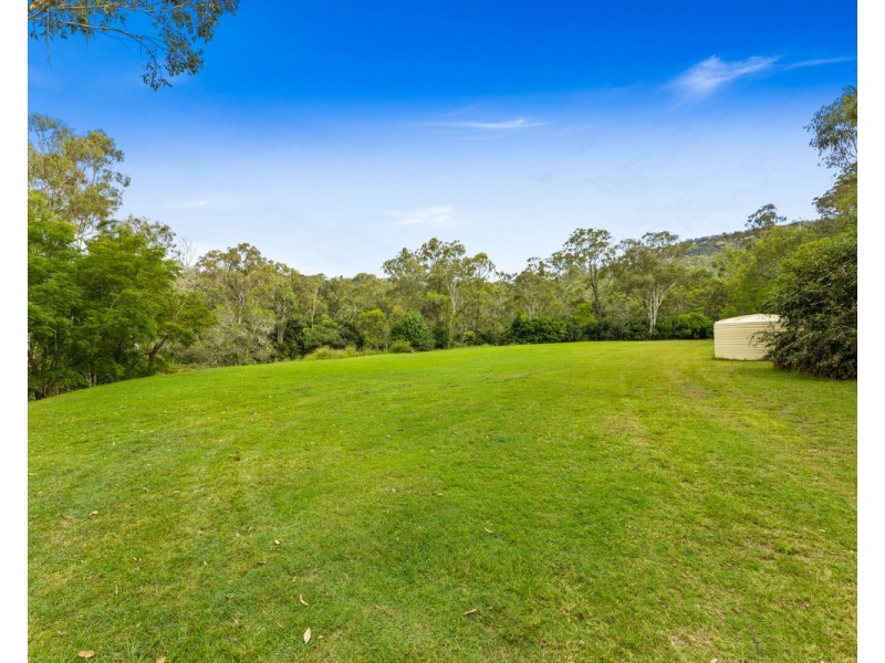 4 Toowoomba Highway, Redwood QLD 4350