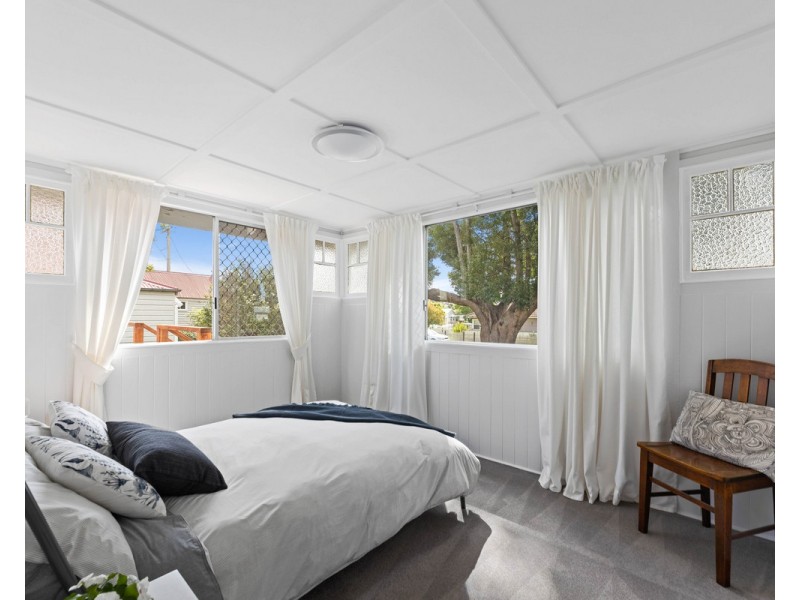 214 Russell Street, Newtown QLD 4350