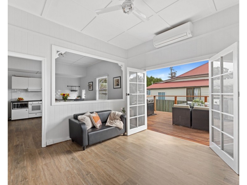 214 Russell Street, Newtown QLD 4350