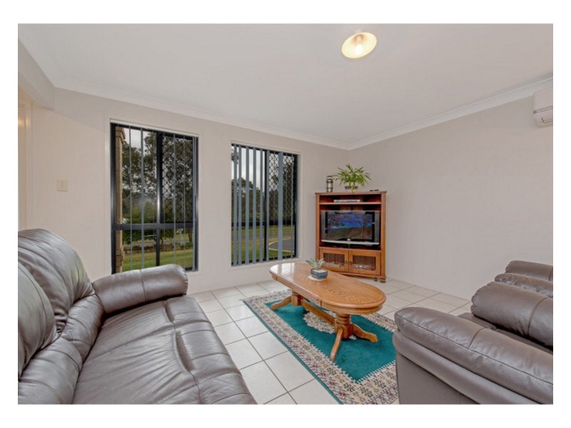 28 Junction Drive, Gowrie Junction QLD 4352