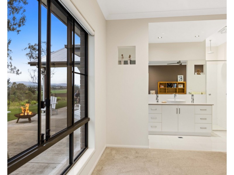 1 Kiln Street, Grantham QLD 4347