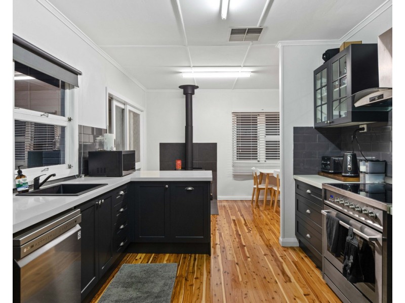 19 Stehn Street, Harristown QLD 4350