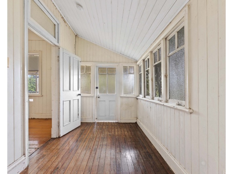 20 Cumming Street, North Toowoomba QLD 4350