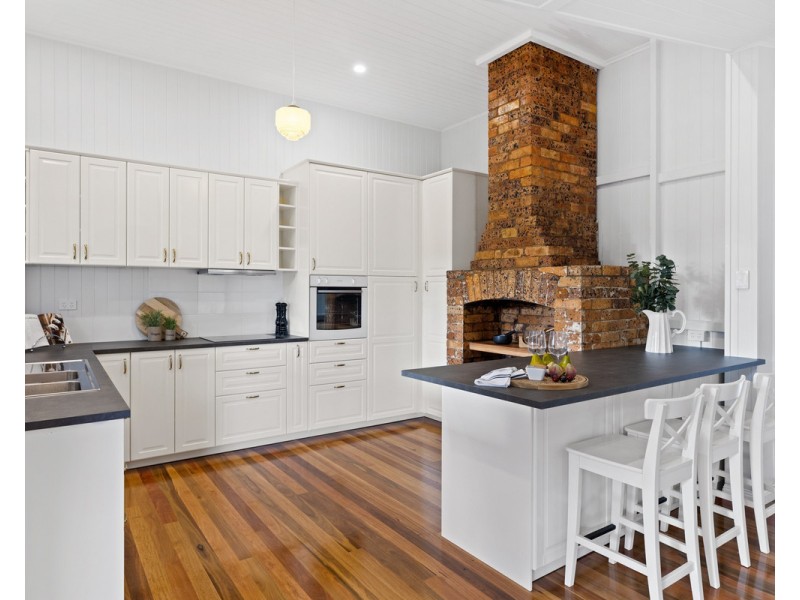 75 Phillip Street, South Toowoomba QLD 4350
