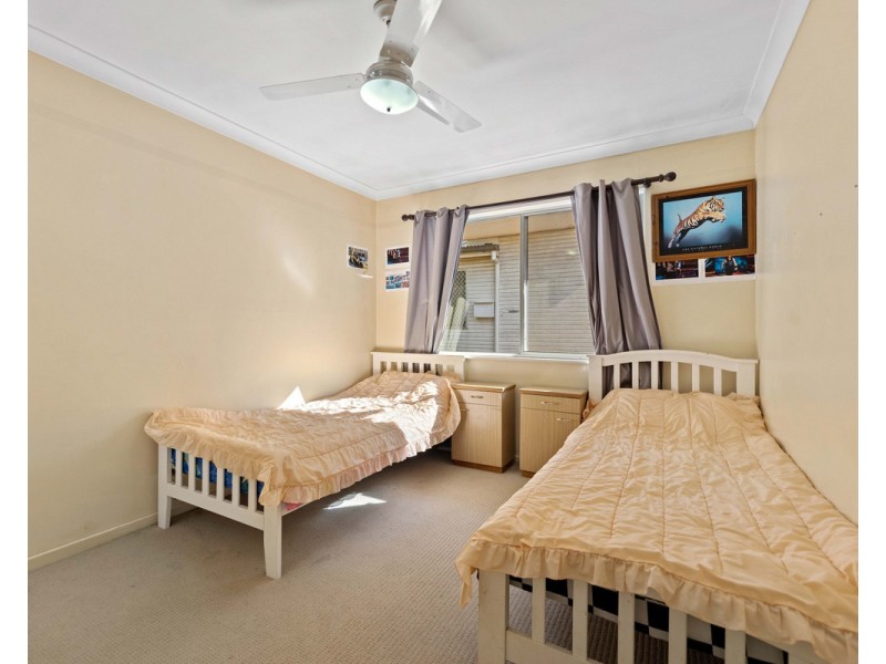 22 Quelch Street, Rockville QLD 4350