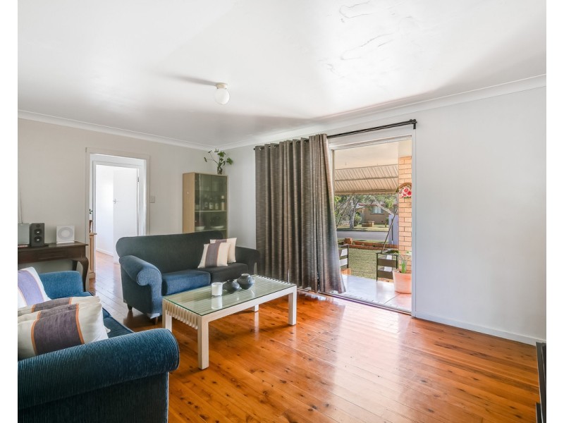 24 Richmond Drive, Wilsonton QLD 4350