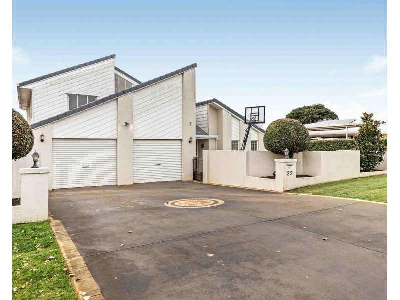 33 Wiangaree Drive, Rangeville QLD 4350