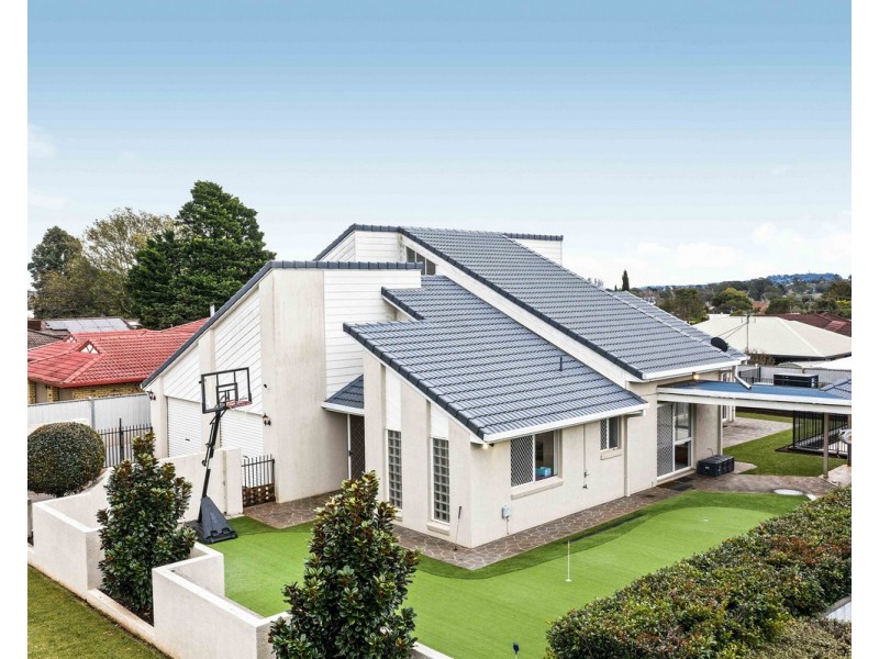 33 Wiangaree Drive, Rangeville QLD 4350