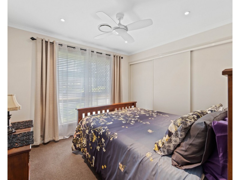 7 Kate Court, Withcott QLD 4352