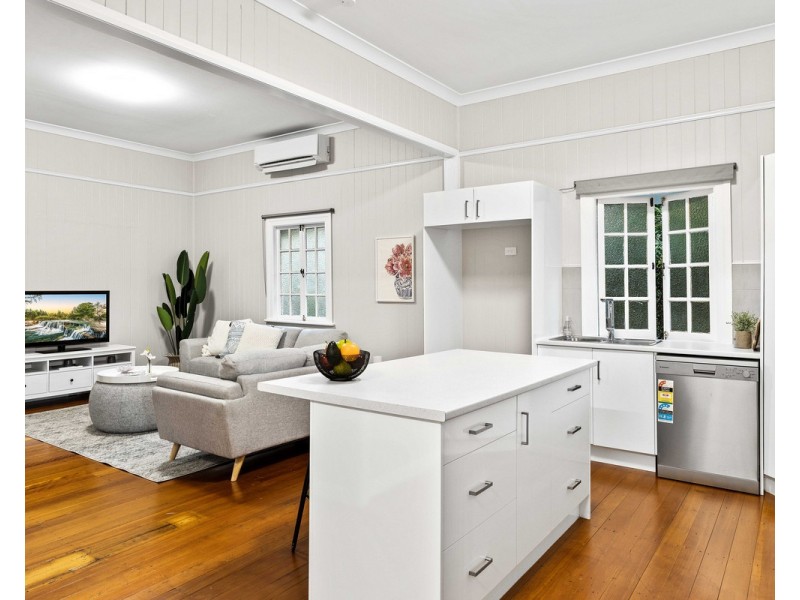 2a Herbert Street, East Toowoomba QLD 4350