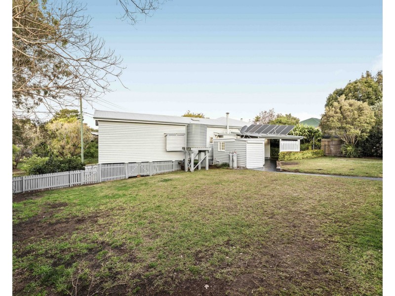 2a Herbert Street, East Toowoomba QLD 4350