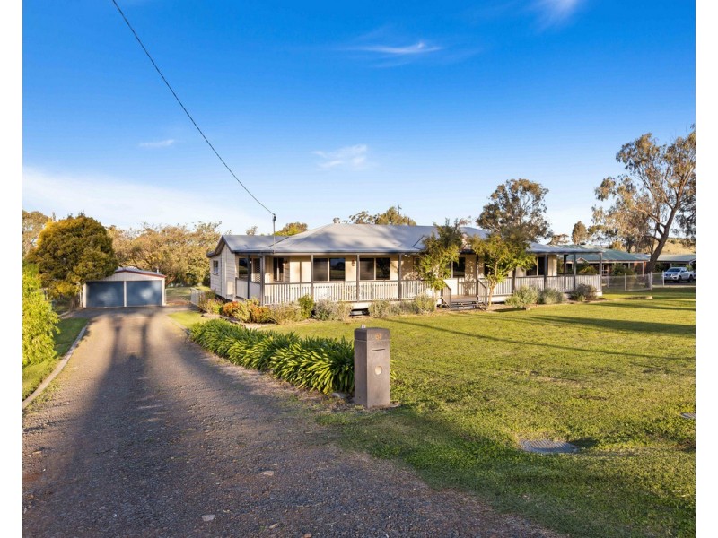 14 Highview Street, Meringandan West QLD 4352