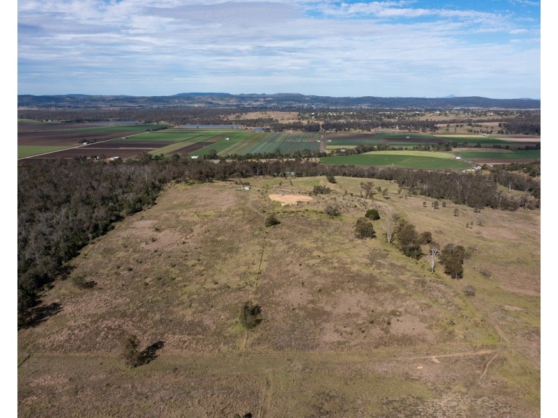 25-25B Salt Spring Road, Glen Cairn QLD 4342