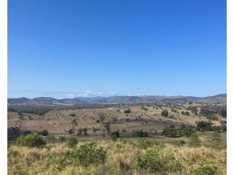 25-25B Salt Spring Road, Glen Cairn QLD 4342