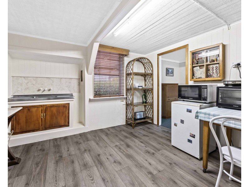 72 Rome Street, Newtown QLD 4350