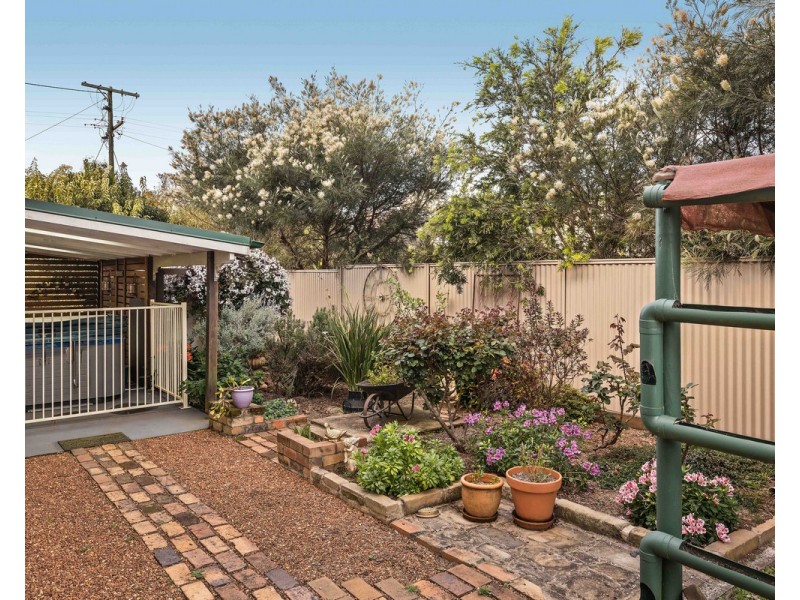 72 Rome Street, Newtown QLD 4350