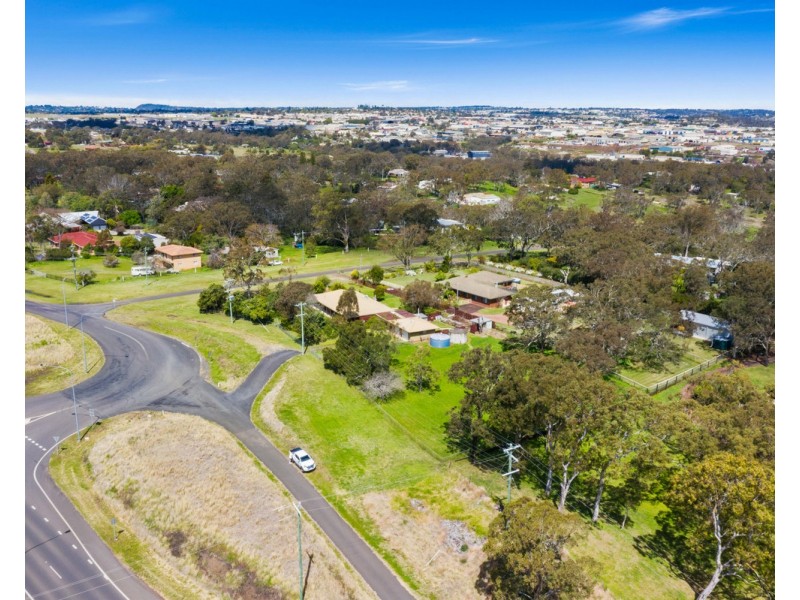 1 Moore Road, Torrington QLD 4350