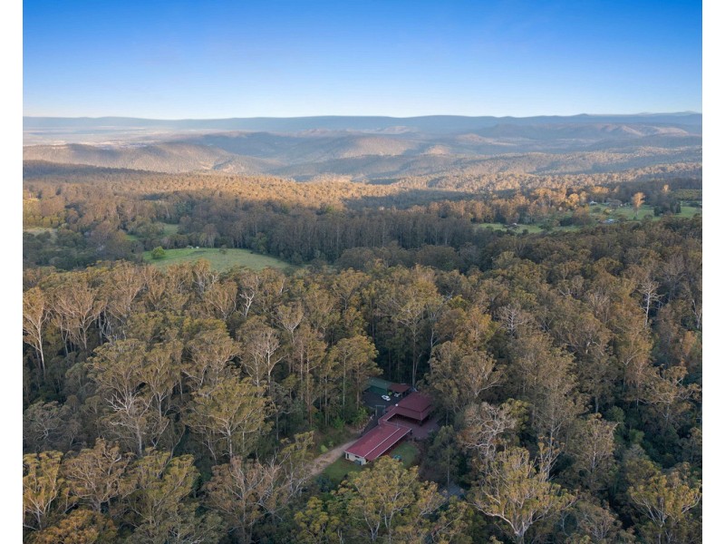 2972 Esk Hampton Road, Ravensbourne QLD 4352