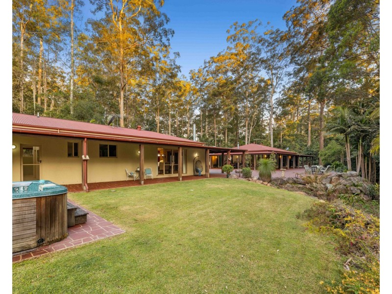 2972 Esk Hampton Road, Ravensbourne QLD 4352