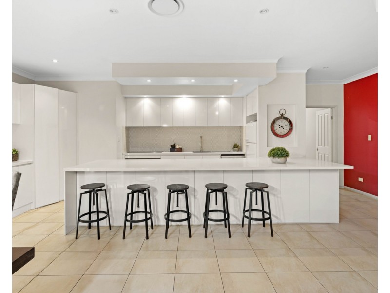 2972 Esk Hampton Road, Ravensbourne QLD 4352