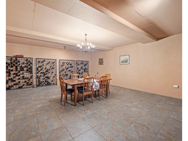 2972 Esk Hampton Road, Ravensbourne QLD 4352