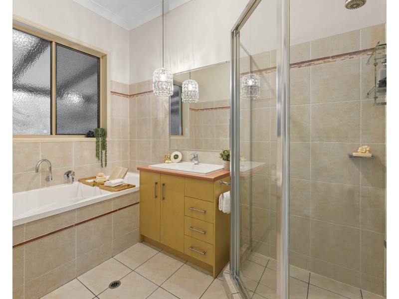 2972 Esk Hampton Road, Ravensbourne QLD 4352