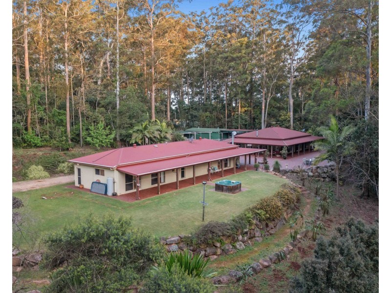 2972 Esk Hampton Road, Ravensbourne QLD 4352