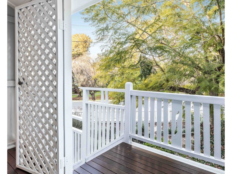 2a Herbert Street, East Toowoomba QLD 4350