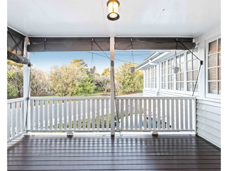 2a Herbert Street, East Toowoomba QLD 4350