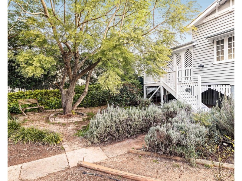 2a Herbert Street, East Toowoomba QLD 4350